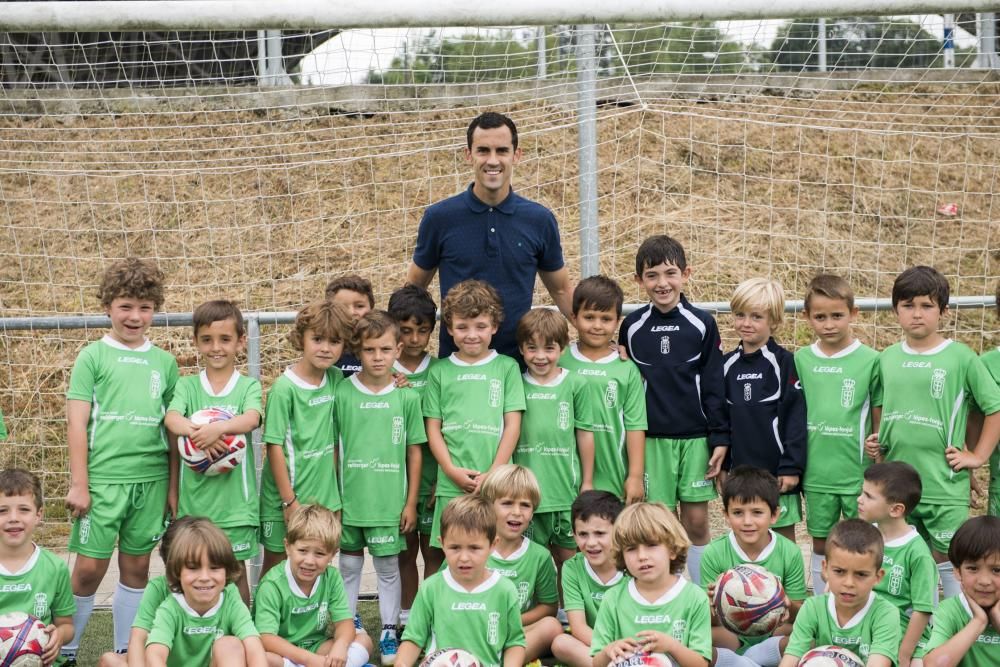 Linares visita el campus del Real Oviedo