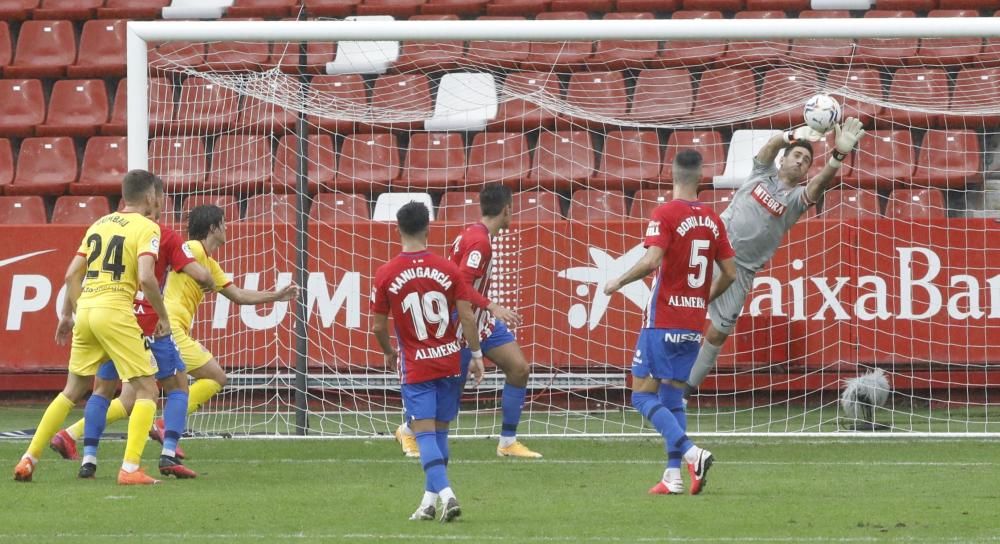 El partido entre el Sporting y el Girona, en imágenes