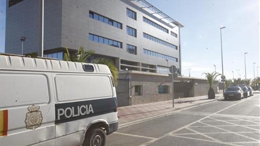 15 detenidos en Castellón y Valencia con 8 kilos de hachís y 11 de marihuana