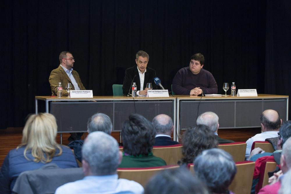 Acto del expresidente José Luis Rodríguez Zapatero en Oviedo.