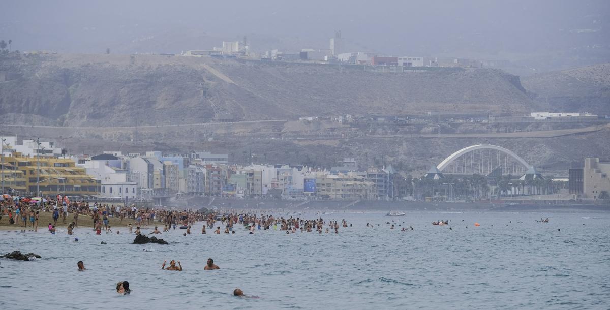 Jornada de playa en Las Canteras