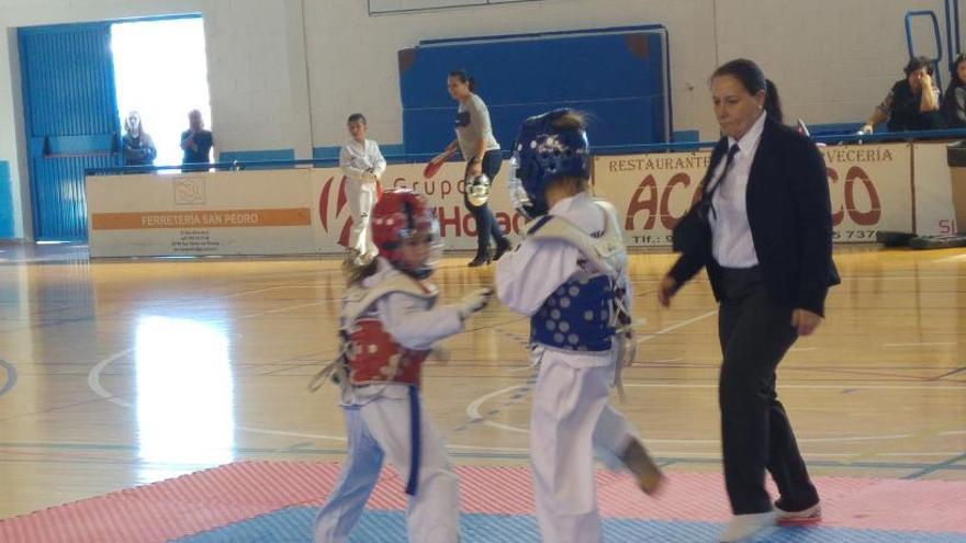 Rubén García, galardonado como mejor taekwondista de la Región durante 2016