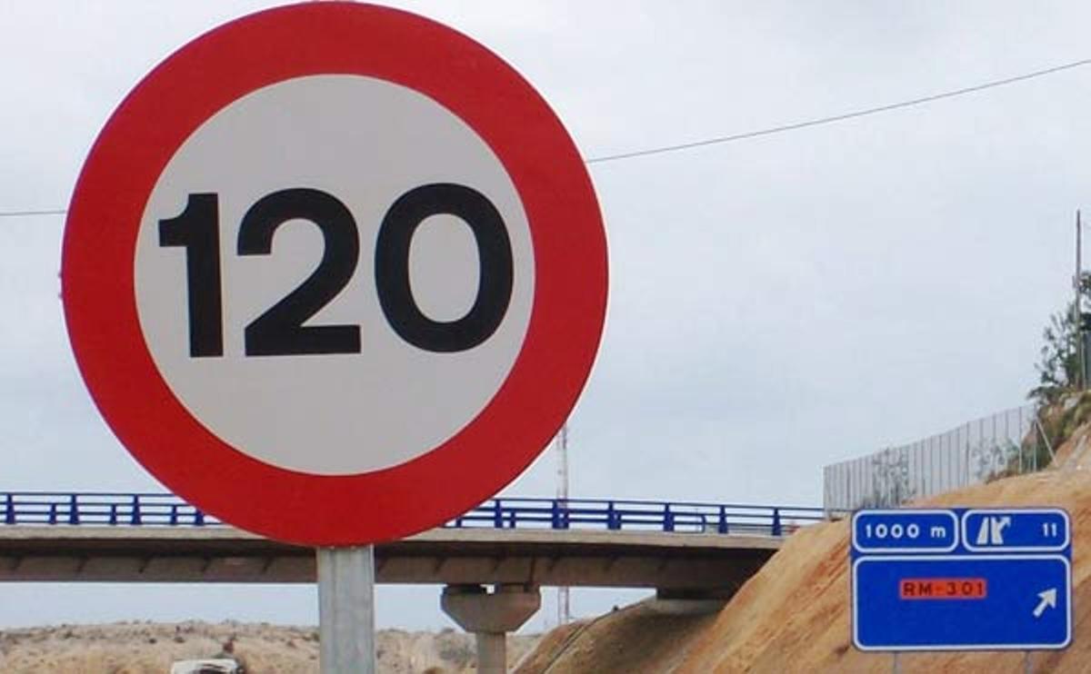 En España el límite actual de velocidad es de 120 km/h