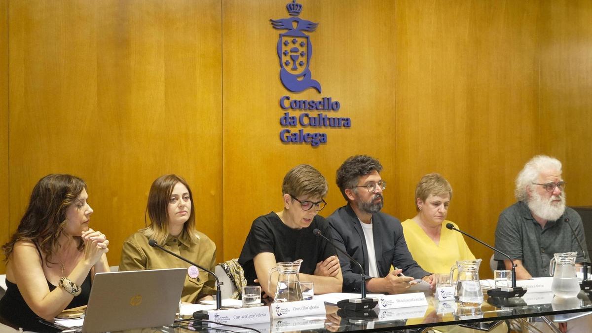 Profesionais dunha das mesas celebradas onte na xornada.