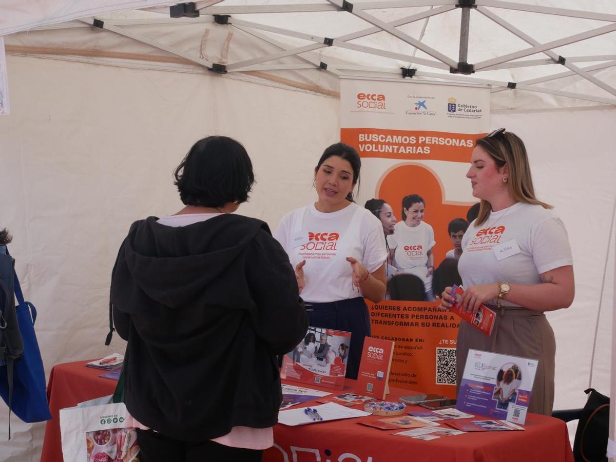 Estand de Ecca Social en la Muestra de Empleo, Formación y Emprendimiento de San Bartolomé de Tirajana.