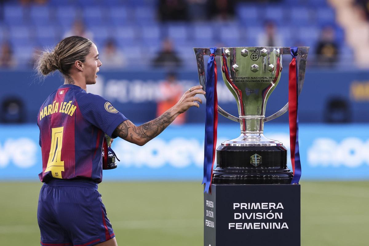 Barcelona golea al Levante y celebra su séptimo título de Liga consecutivo — image 5