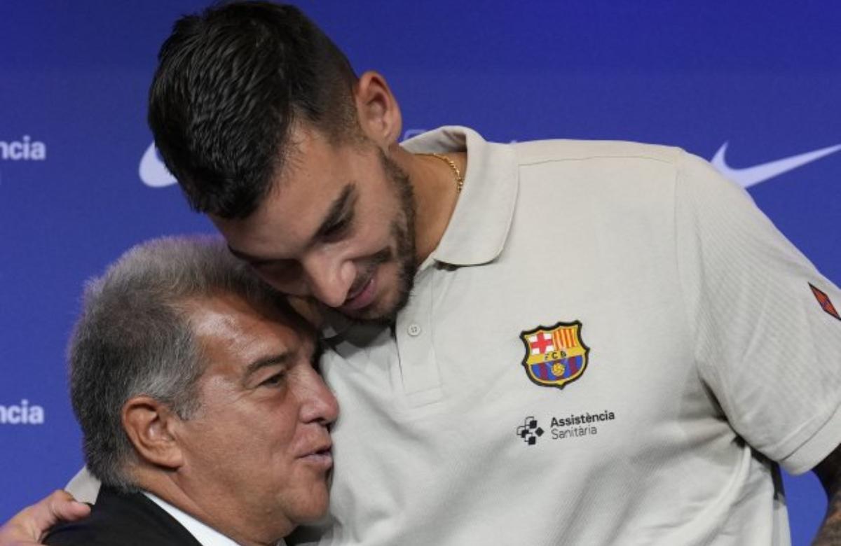 El presidente Joan Laporta, con Willy Hernangómez