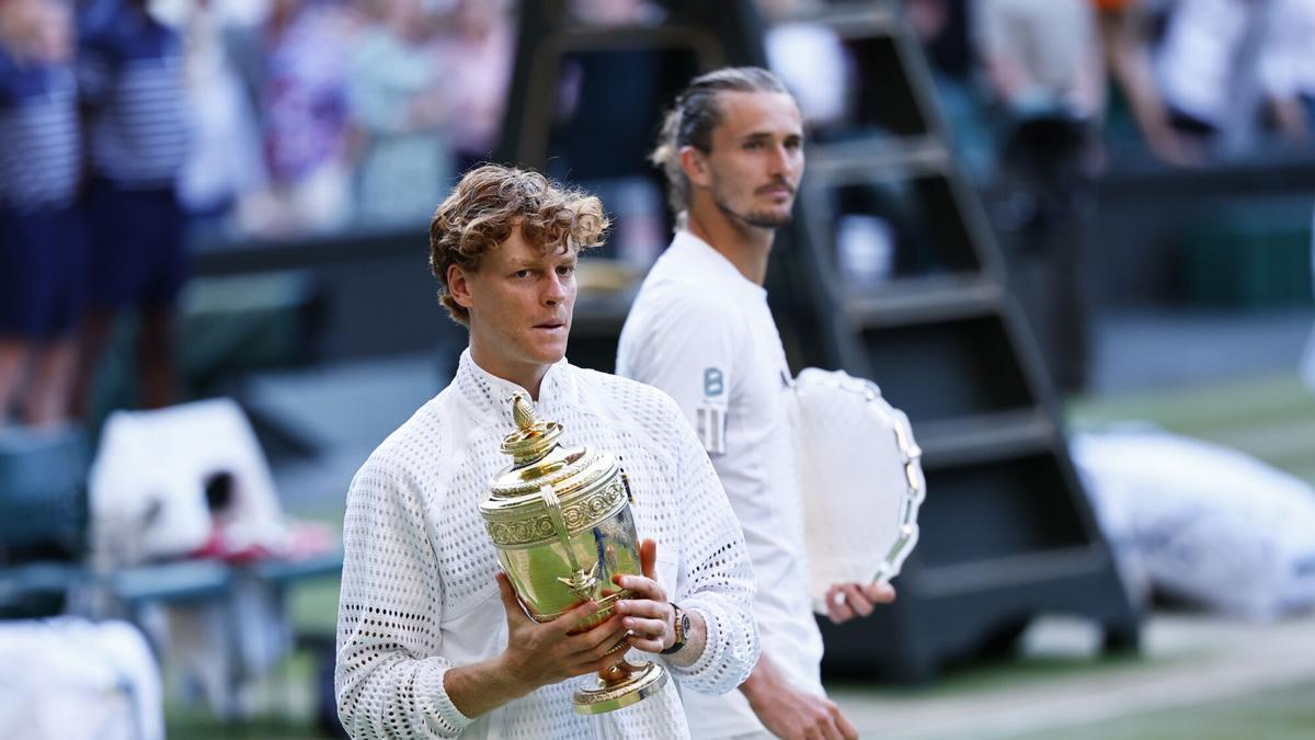 Alcaraz cede el segundo puesto del ranking a Zverev y Sinner afianza el número uno