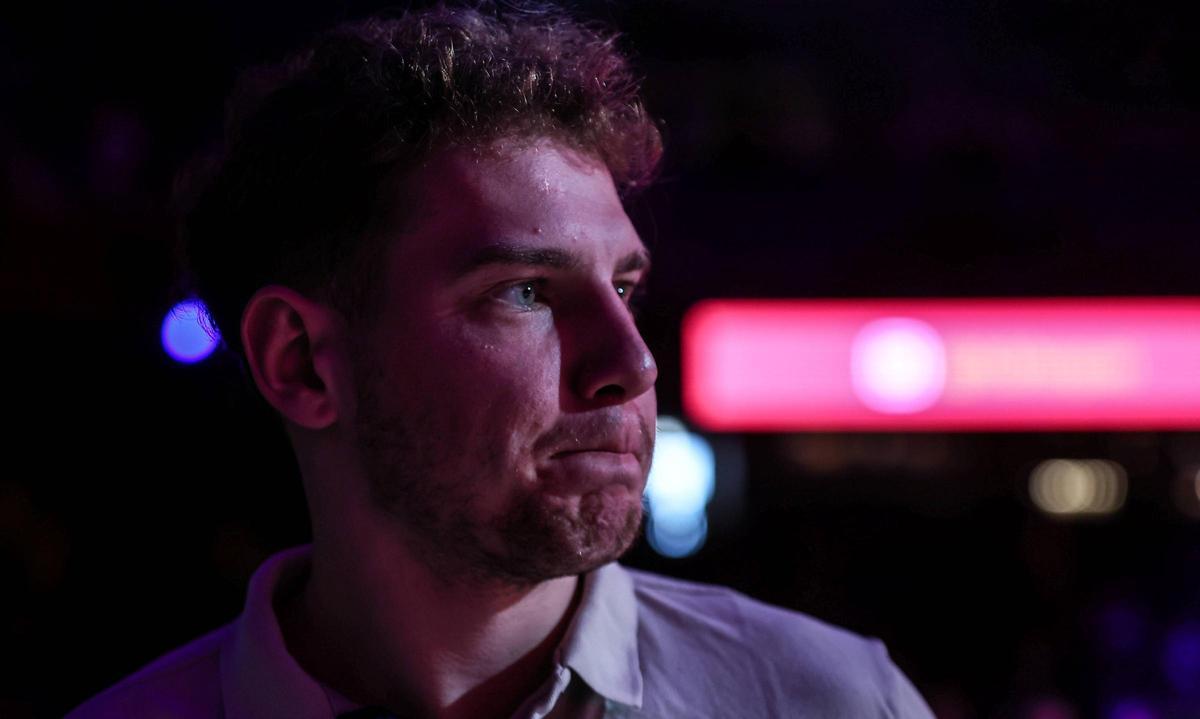 Jokubaitis celebra el regreso de Laprovittola después de unos encuentros alejado del equipo