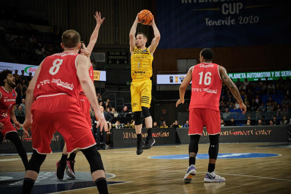 Partido Iberostar Tenerife - Filou Oostende octavos de final de la Basketball Champions League  | 03/03/2020 | Fotógrafo: Andrés Gutiérrez Taberne