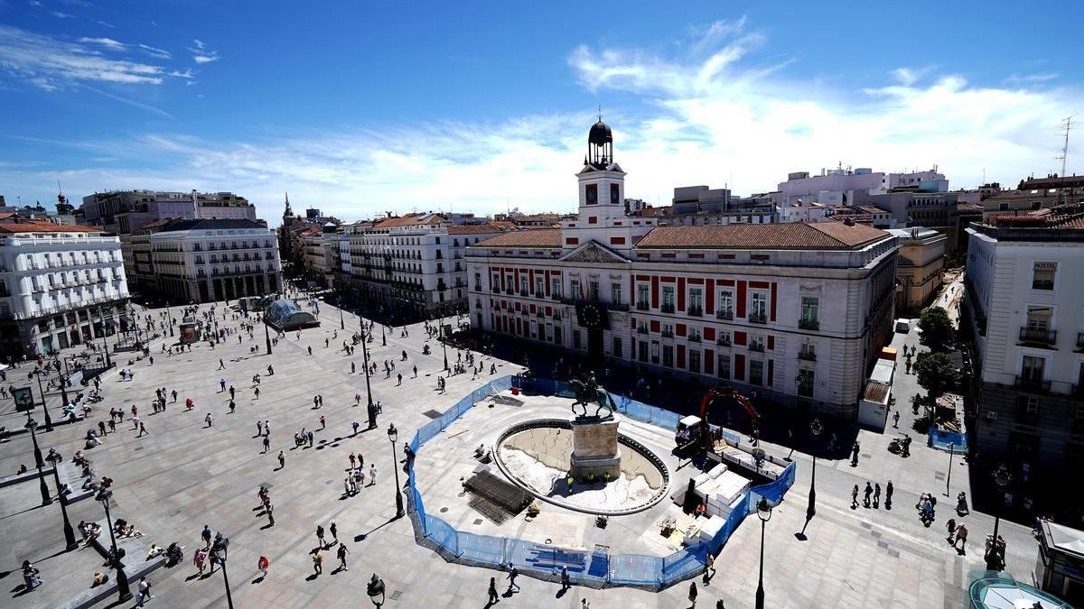 Fotografías de la Puerta del Sol después de su remodelación.