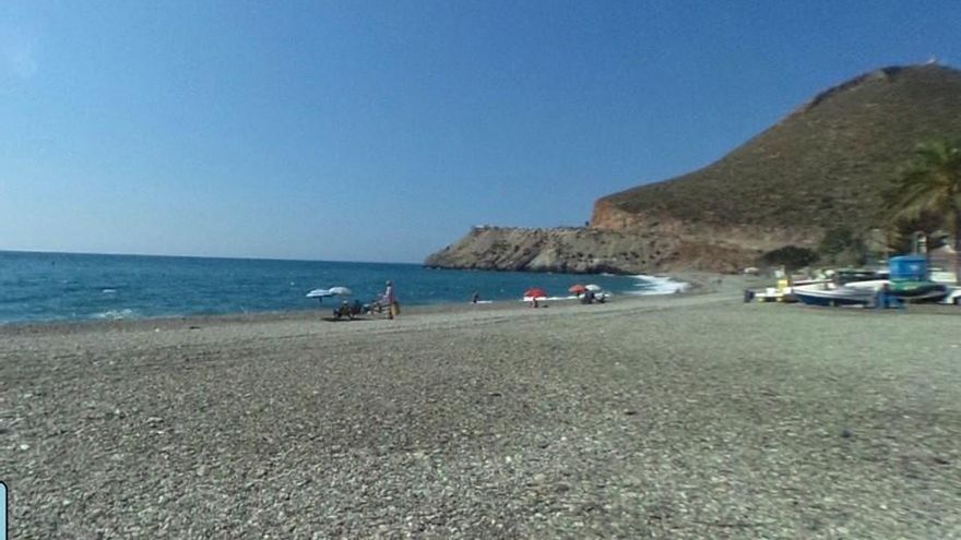 Muere una bañista en la playa del Sotillo de Castell de Ferro