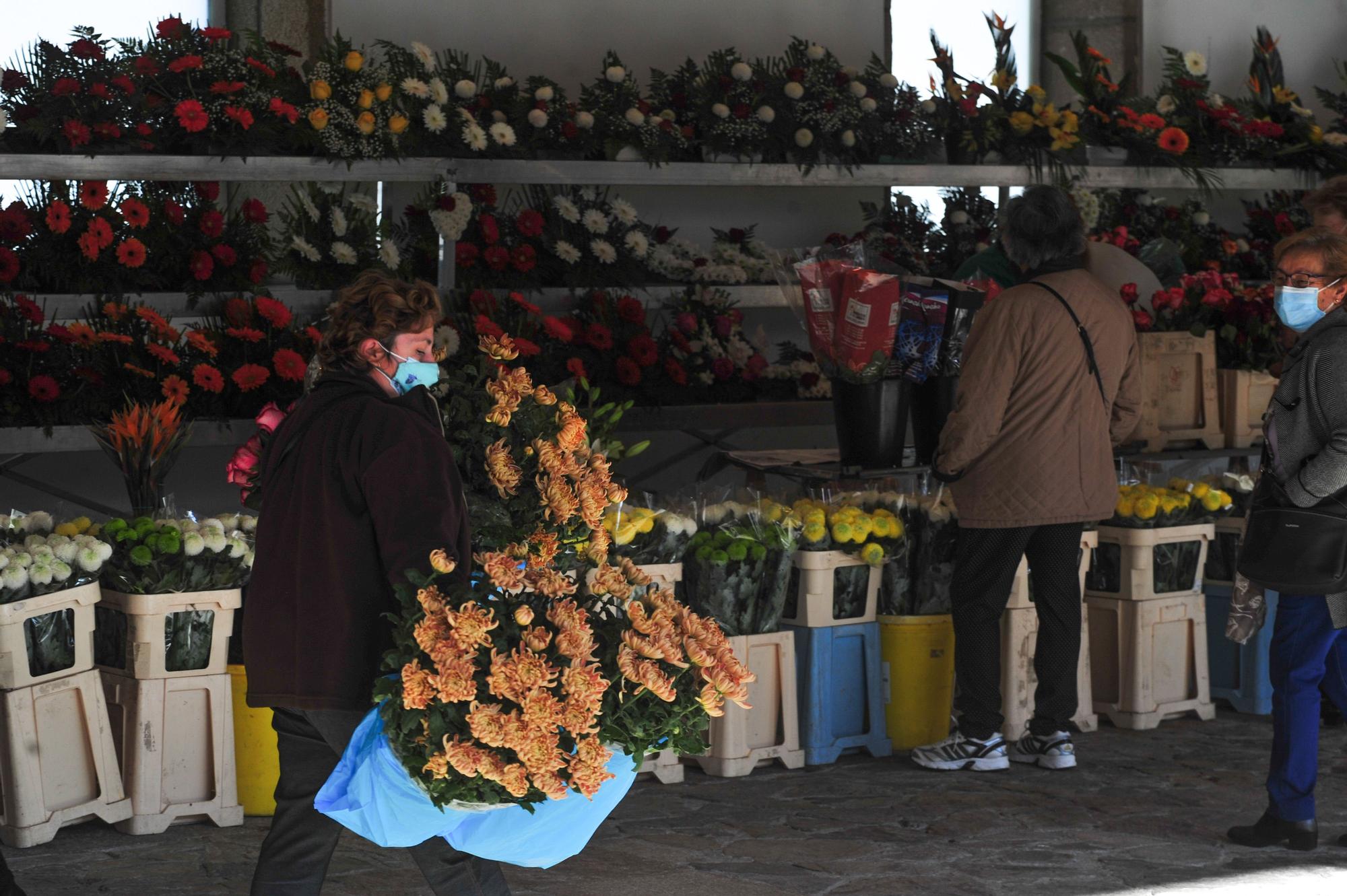 El Mercado das Flores en la Praza da Peixería.