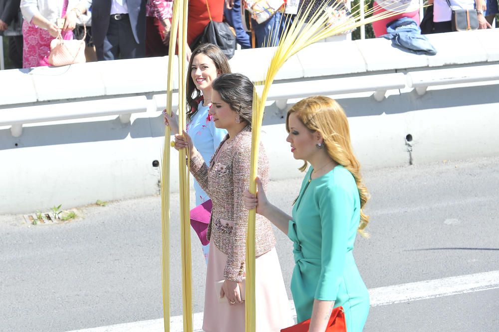 El calor es el gran protagonista en la procesión del Domingo de Ramos en Elche