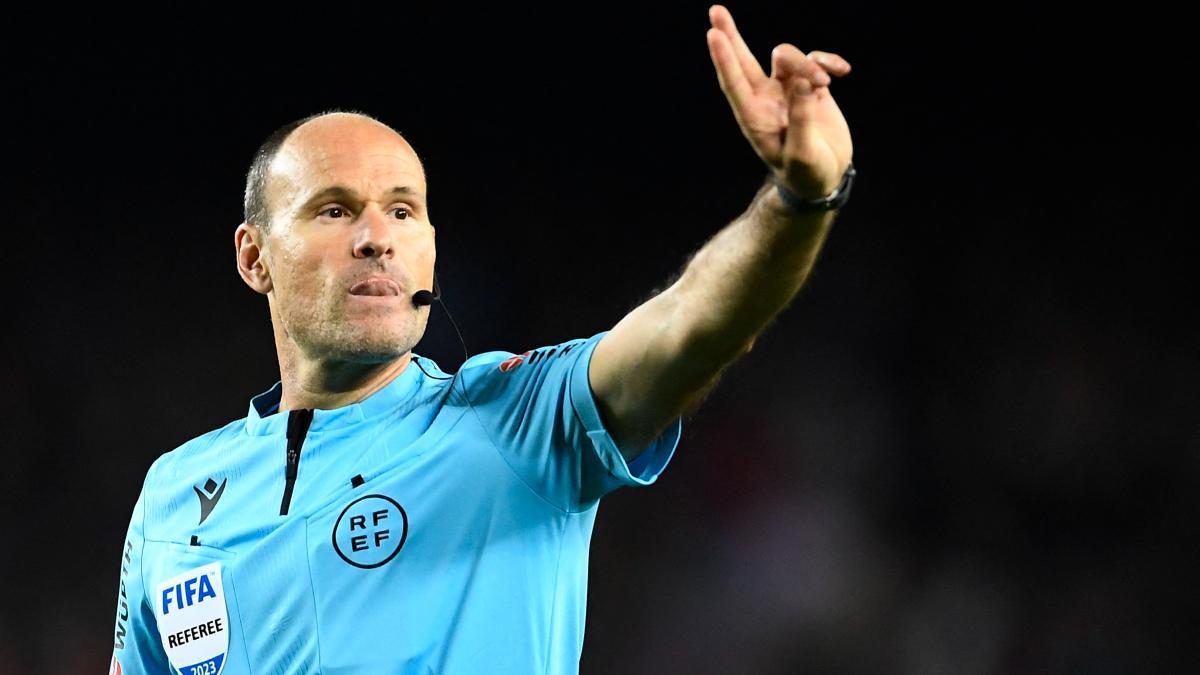 Mateu Lahoz se despide del arbitraje