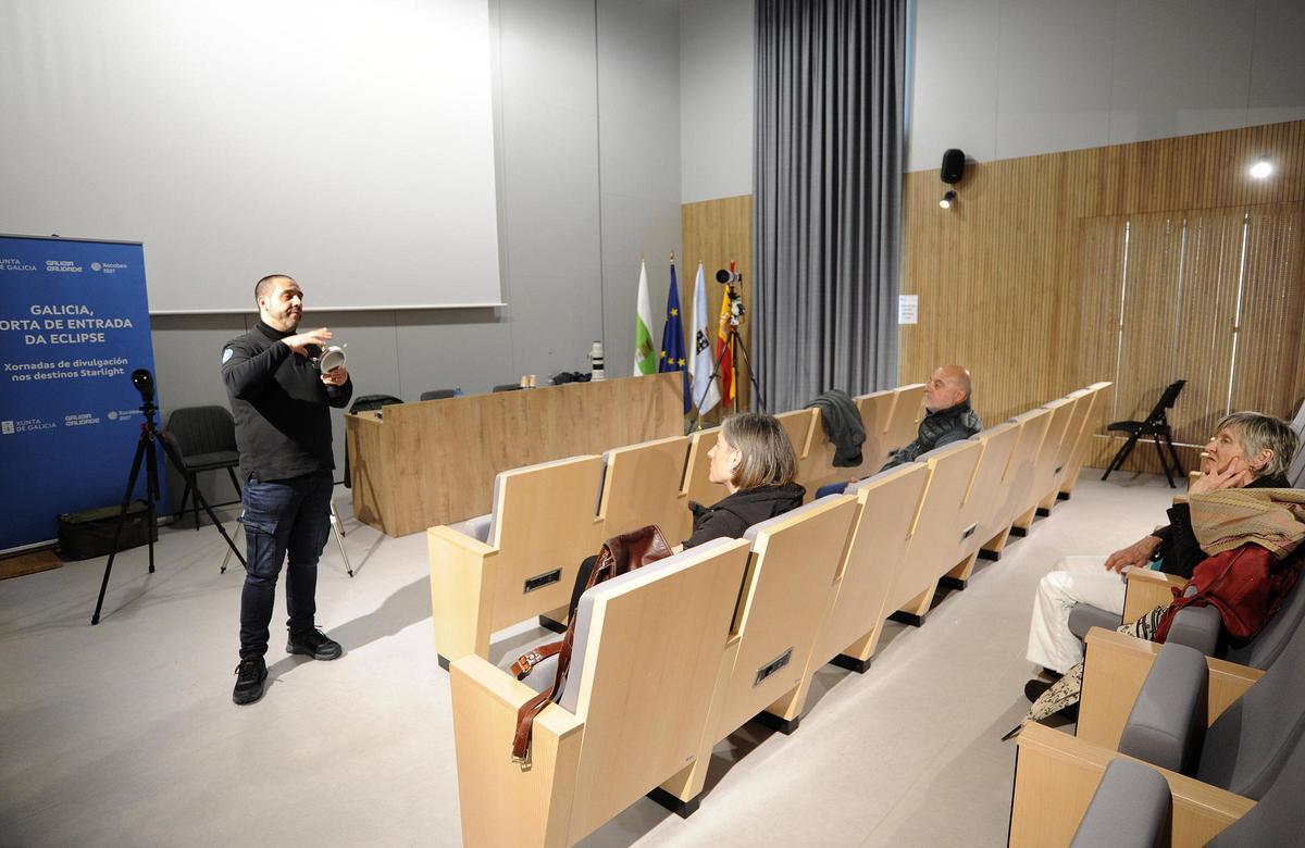 Una de las sesiones prácticas, en el edificio sociocultural.