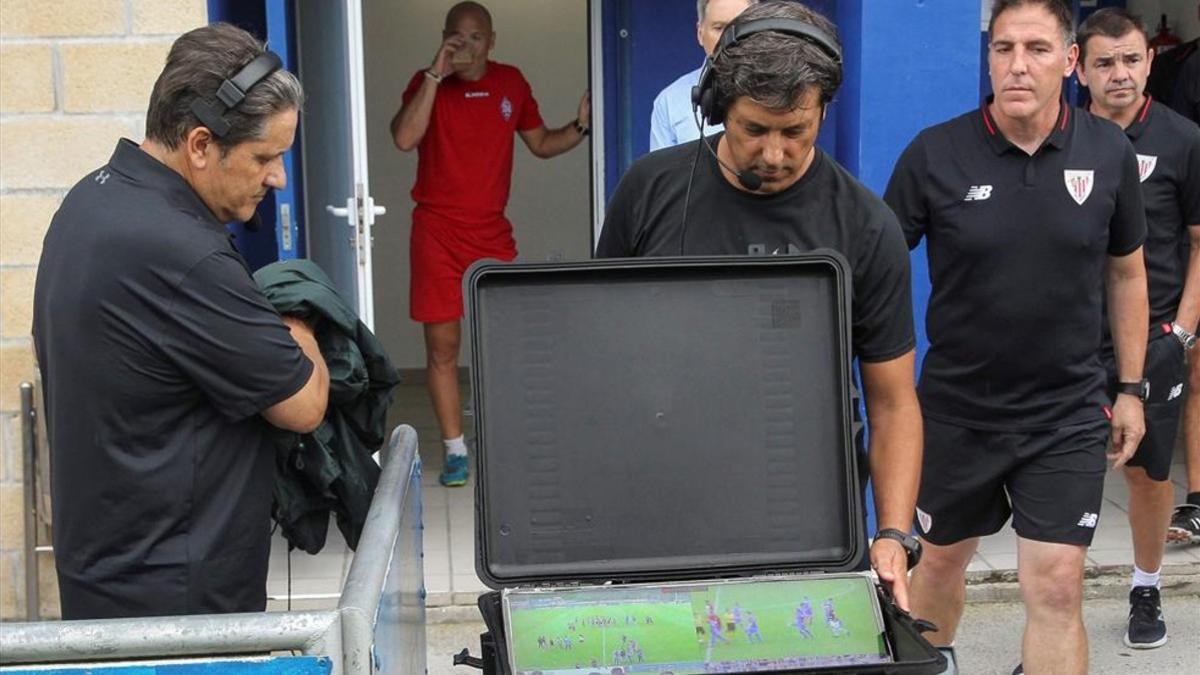 Los arbitros ya se preparan para el arranque de la Liga