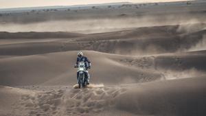 La Africa Eco Race, camino del mítico lago rosa de Dakar