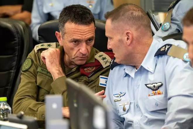 El Ejército israelí dice que habrá respuesta al ataque de Irán