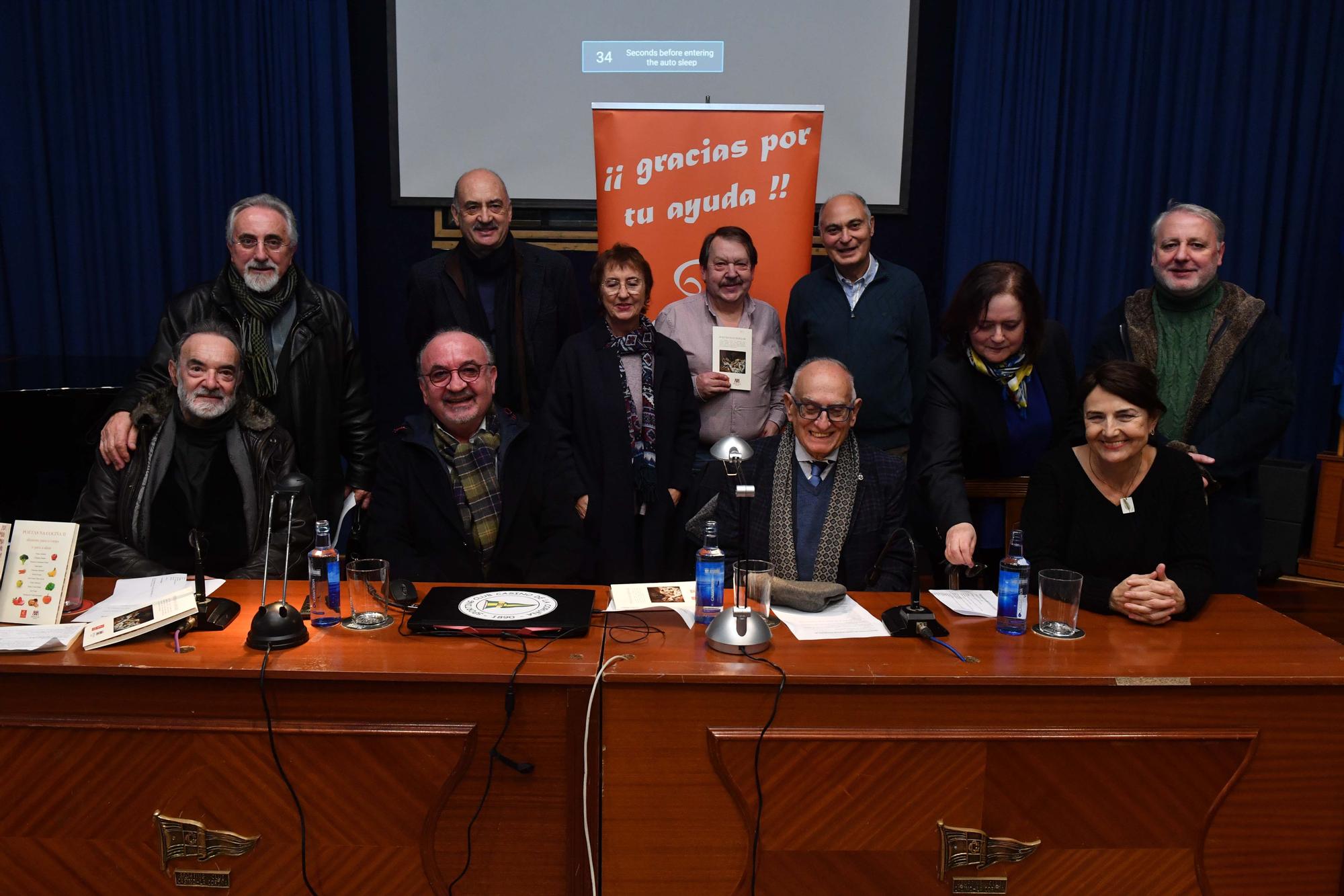 Poemas para una trilogía benéfica por la Cocina Económica de A Coruña