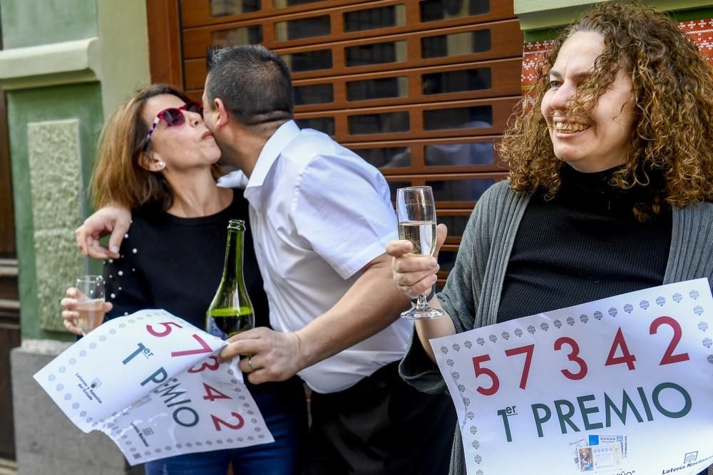 El Gordo de El Niño, vendido en la calle Constantino