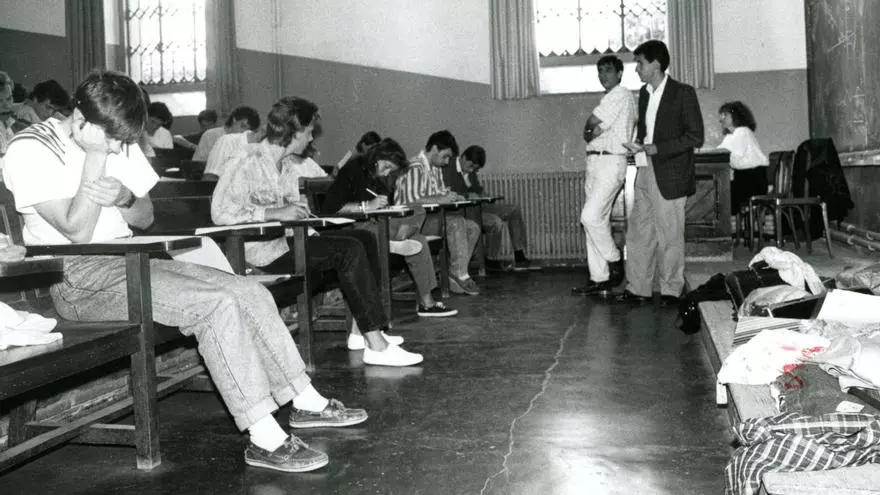 La selectividad cumple 50 años: las «impertinencias» aragonesas que mejoraron la prueba