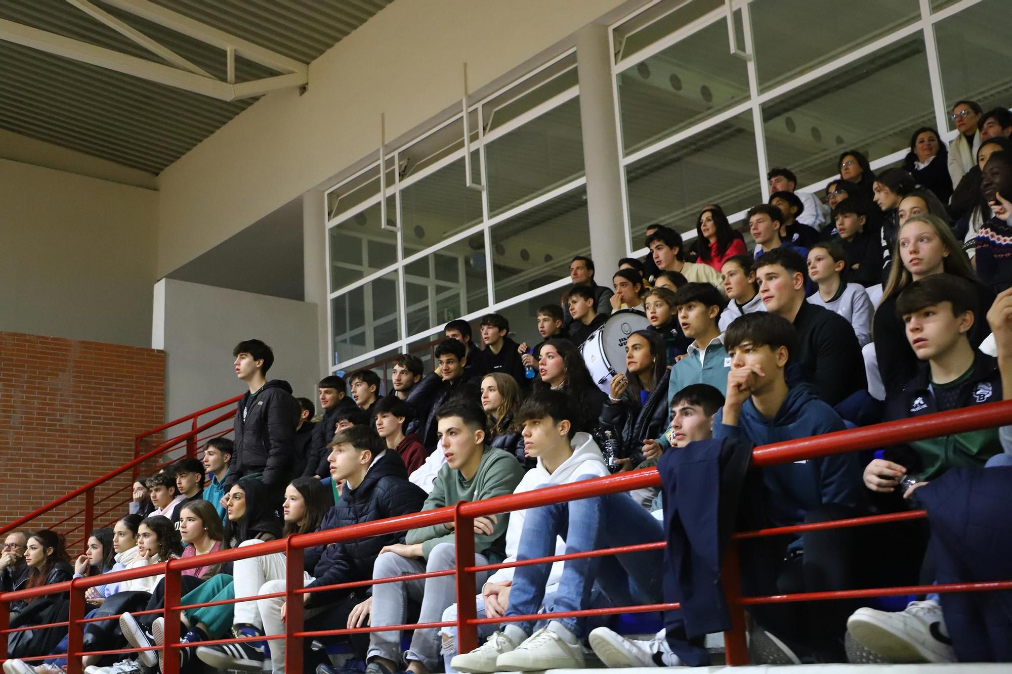 El derbi Camper Eurogaza UCB - Climanavas Agrometal Peñarroya en imágenes