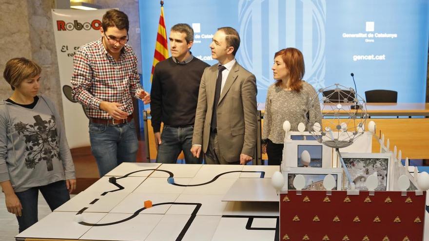 La presentació de RoboCAT 2017, amb una maqueta del camp de competició