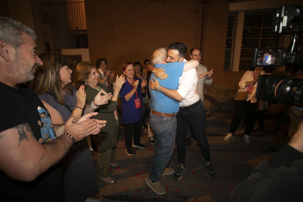 El PSPV-PSOE de Sagunt celebra en su sede una victoria histórica