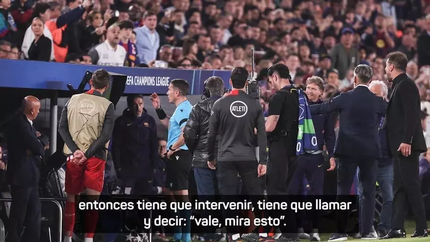Flick, sobre el arbitraje: "Se puede cometer un error, pero no dos veces"