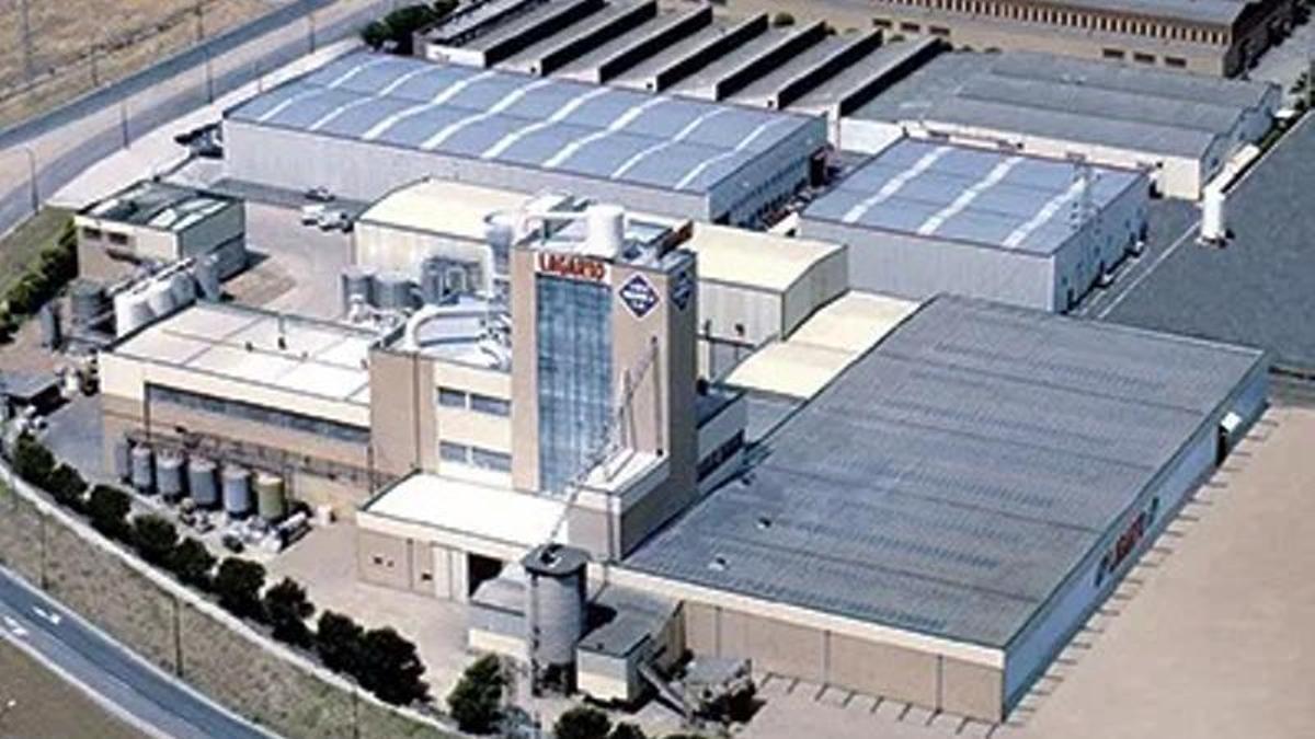 Cierres, traslados y fábricas reconvertidas en memoria industrial de Aragón