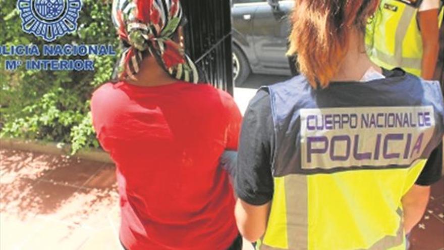 La Policía Nacional libera a diez mujeres prostituidas en Málaga