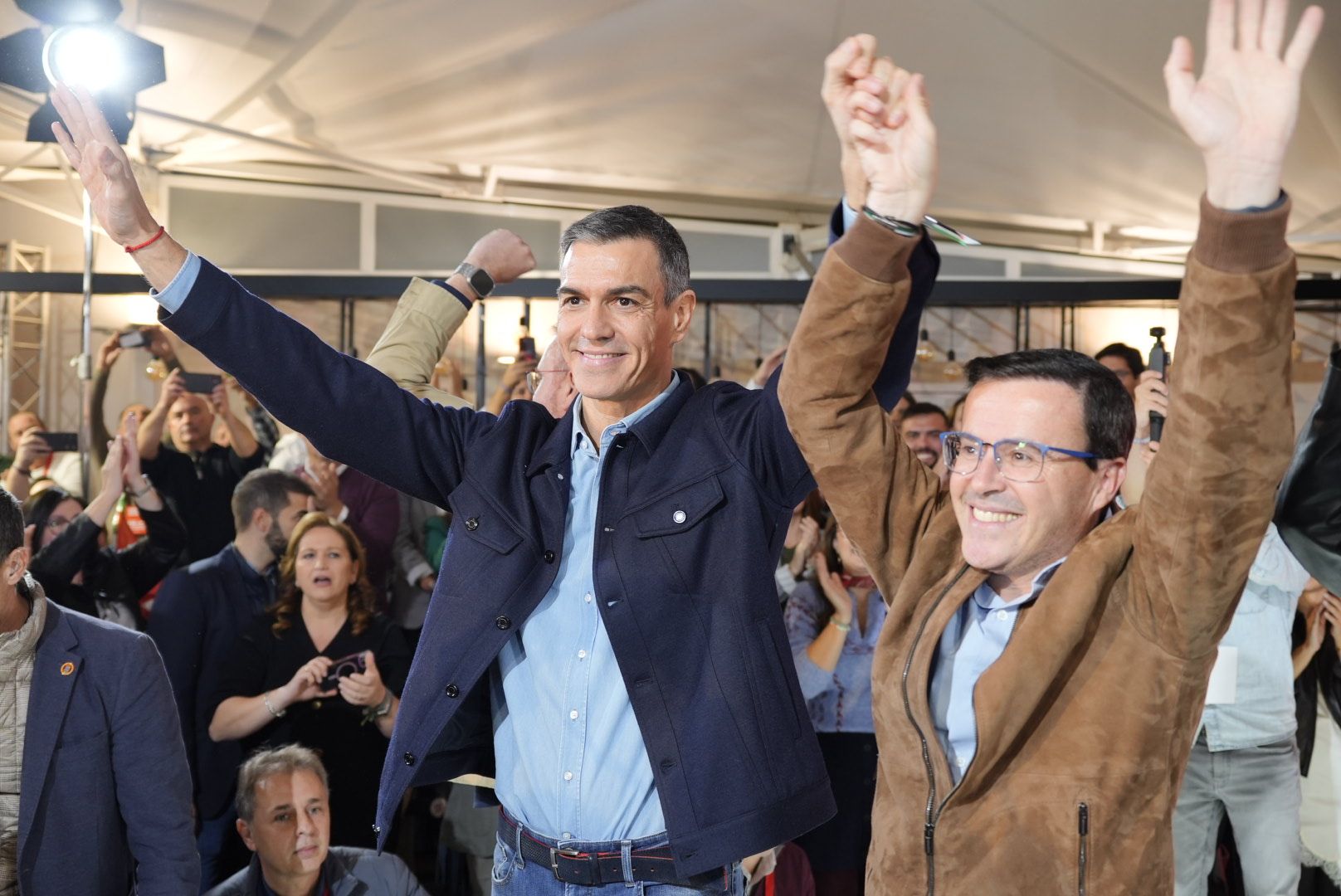 Fotogalería | Pedro Sánchez conquista Mérida