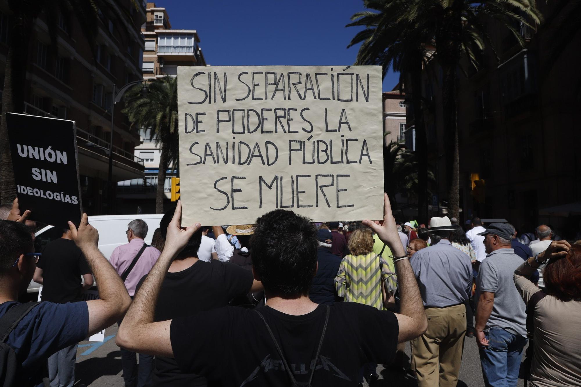 La manifestación en defensa de la Sanidad pública reúne a más de 7.000 personas en Málaga