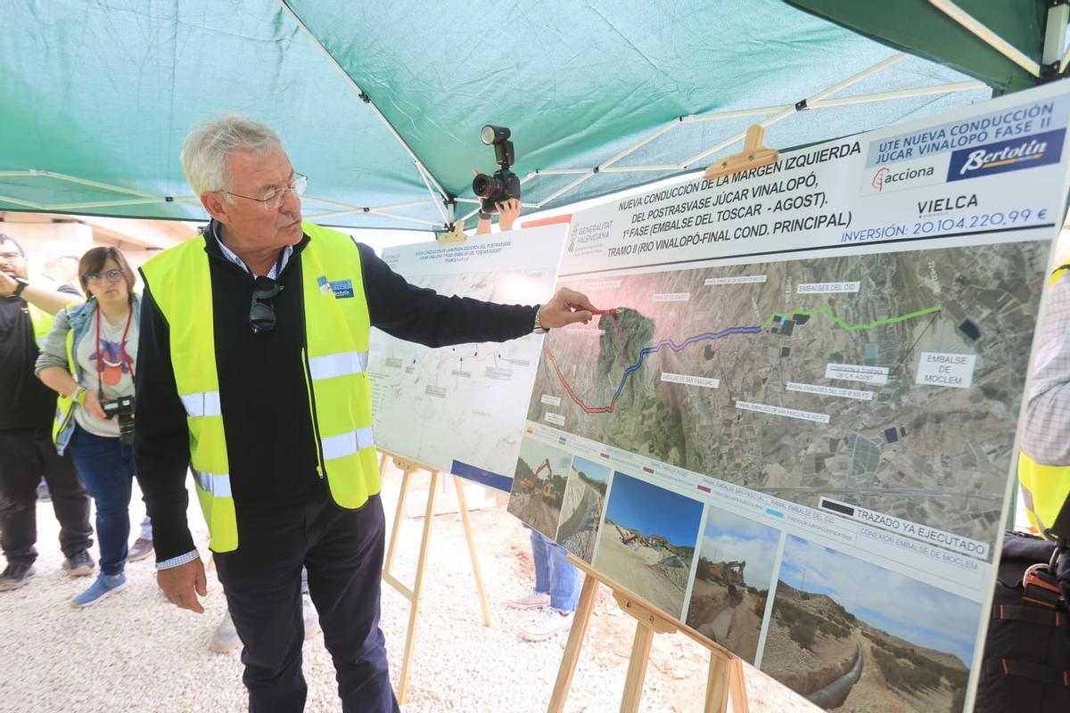 Pérez Llorca visita las obras del postrasvase Júcar-Vinalopó Tramo II