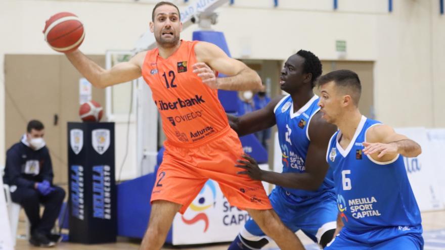 El Alimerka Oviedo Baloncesto se asegura la continuidad de su capitán: Oliver Arteaga firma su renovación por un año