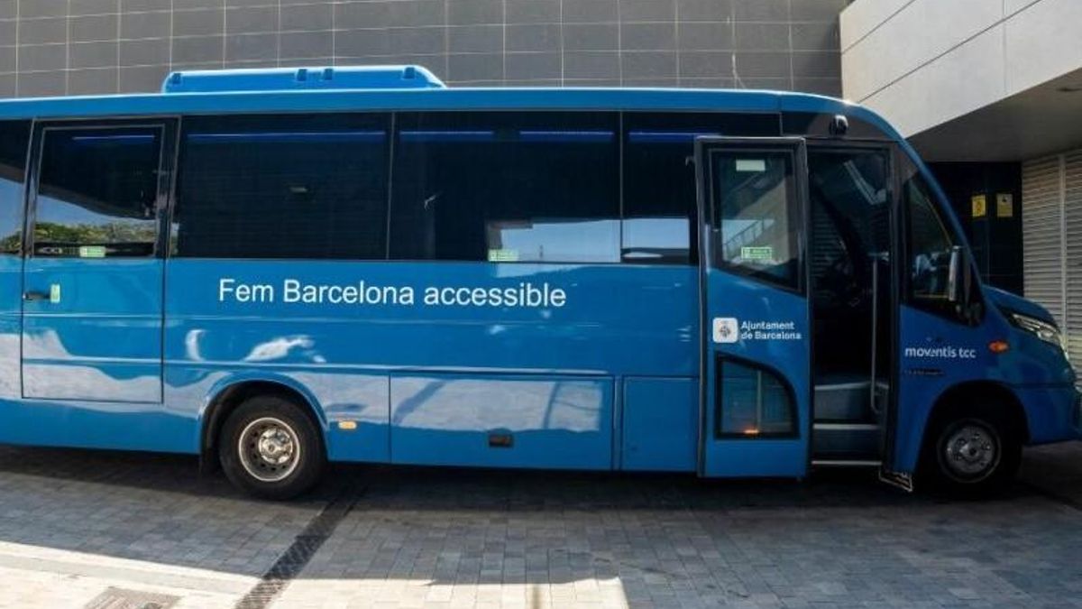 Uno de los buses para personas con discapacidad.