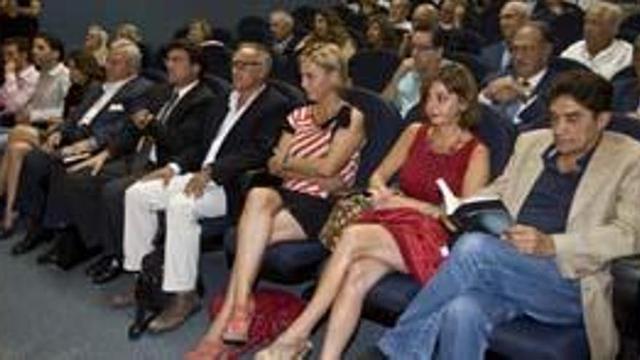 Noche con intriga