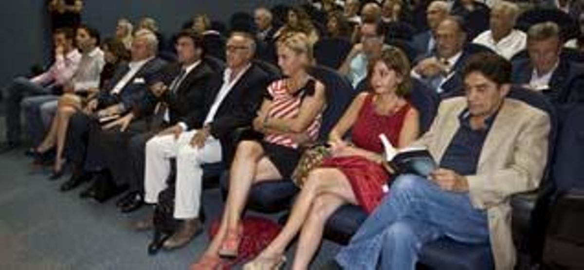 Noche con intriga