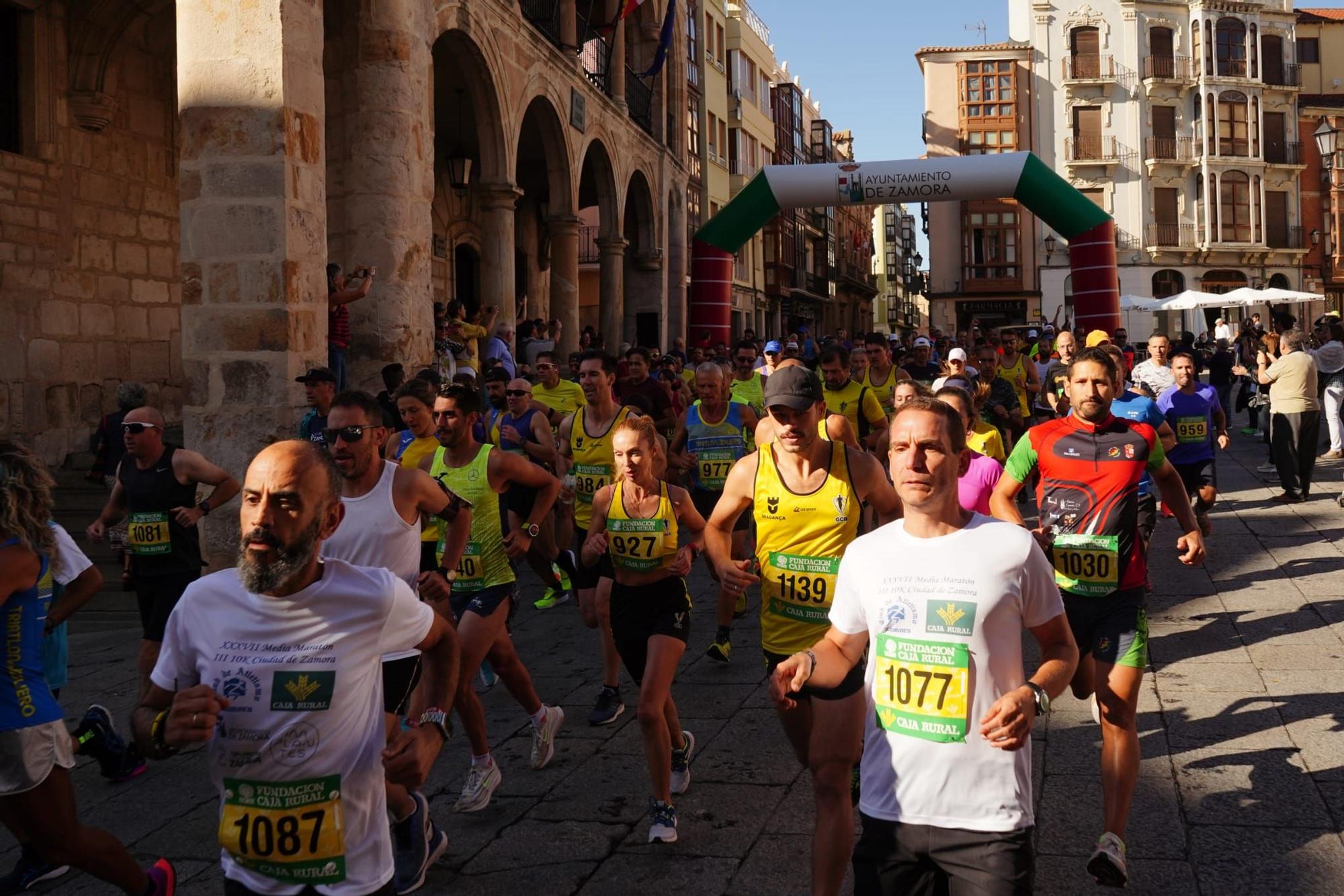 GALERÍA | Las mejores imágenes de la Media Maratón y los 10 Kilómetros "Ciudad de Zamora"