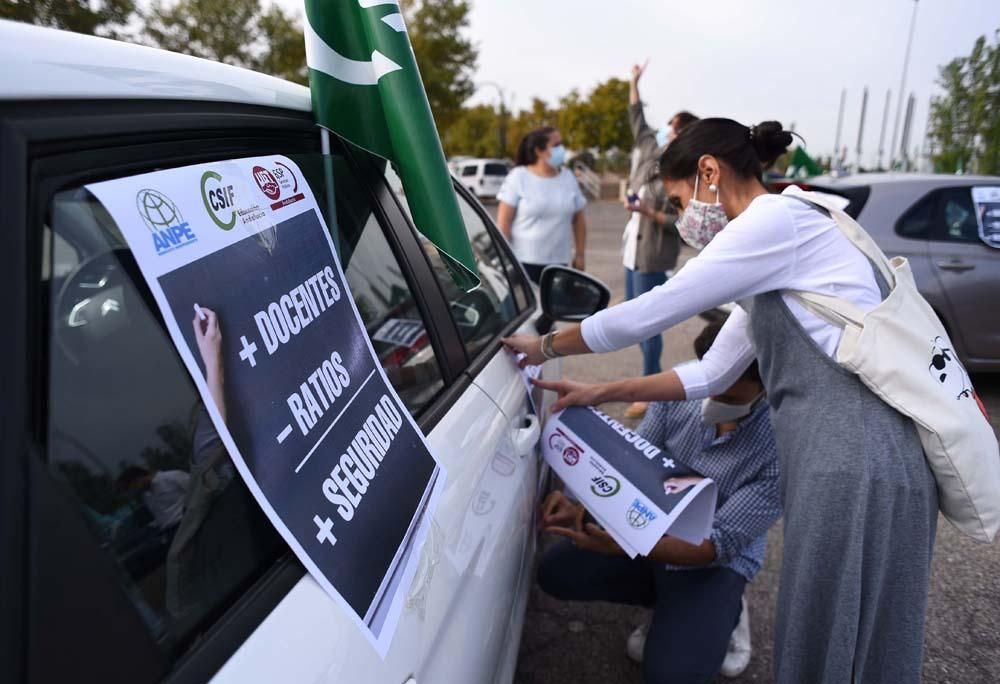 Caravana sindical para pedir más medios en los centro educativos