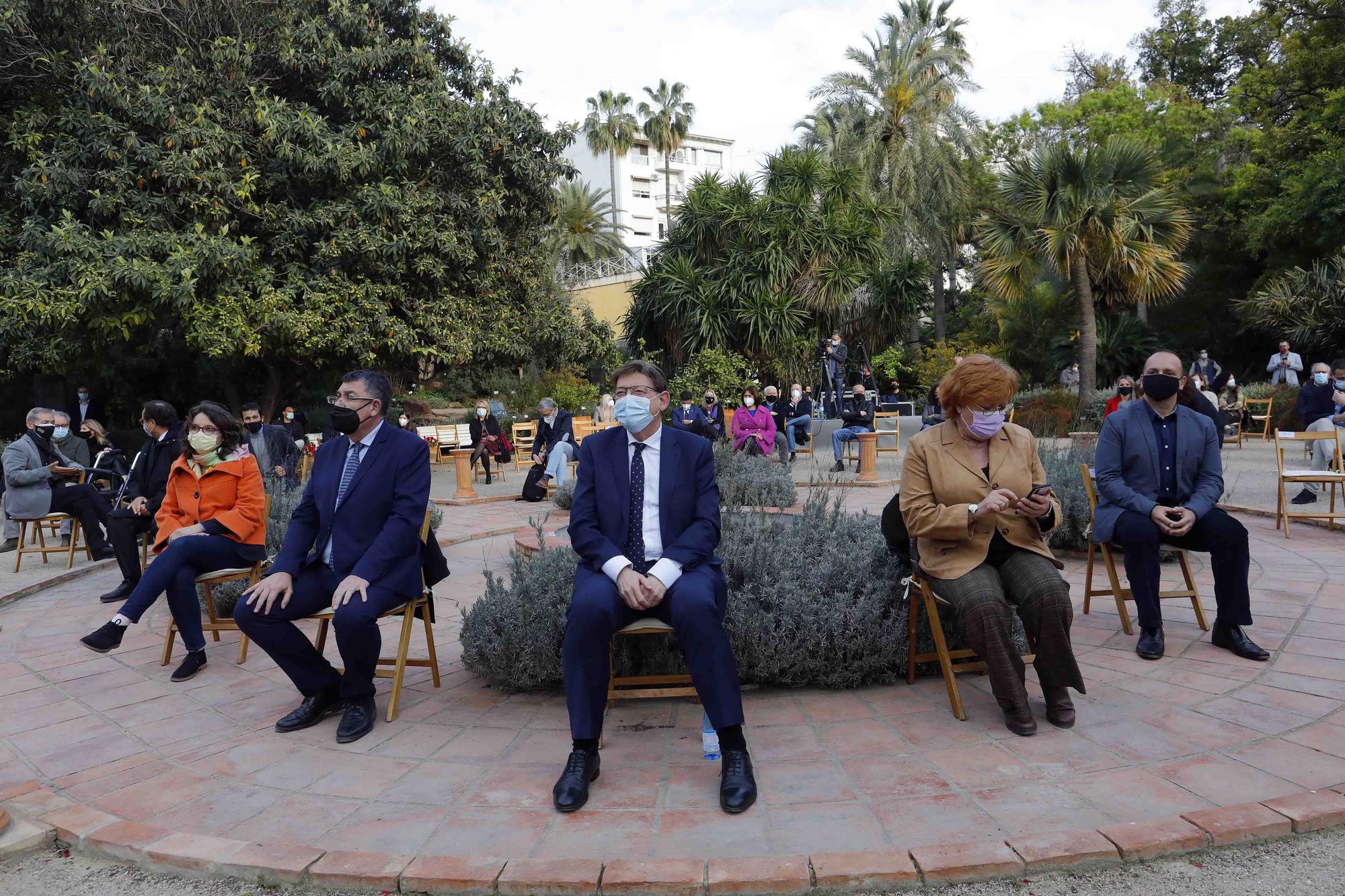 Las imágenes del homenaje literario y musical a Francisco Brines en Valènica