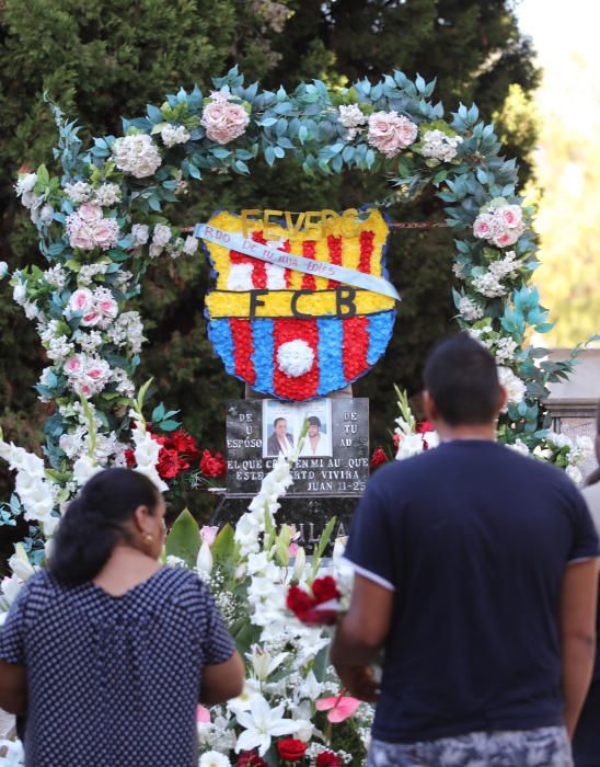 Unas 25.000 personas acuden al cementerio por Tots Sants