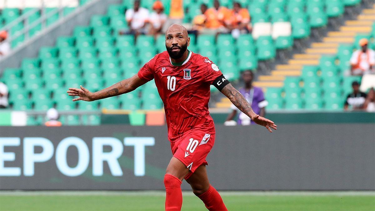 Emiliano Nsue, la sensación de la Copa África, celebrando un gol con Guinea Ecuatorial