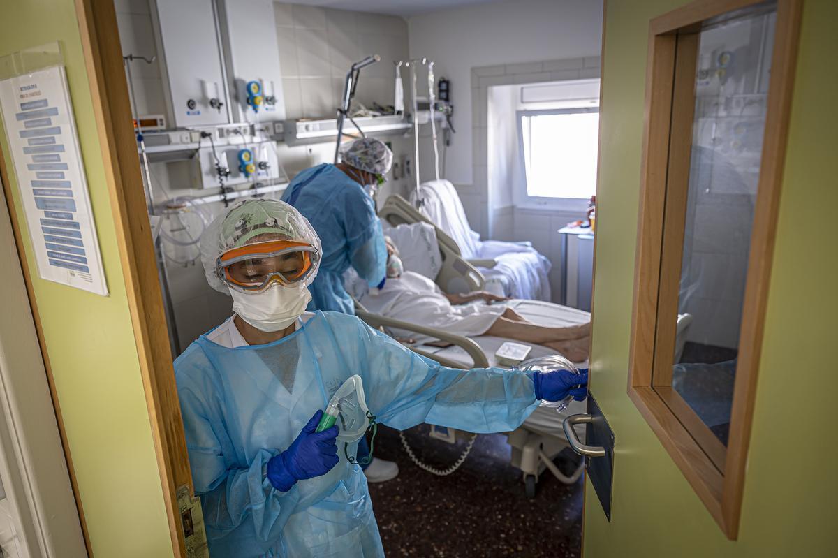 Planta Covid del Hospital Clínic, en imágenes