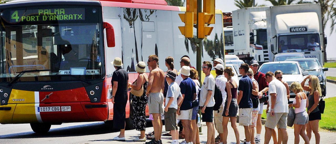 TIB-Busse sind 2023 für Mallorca-Residenten gratis.