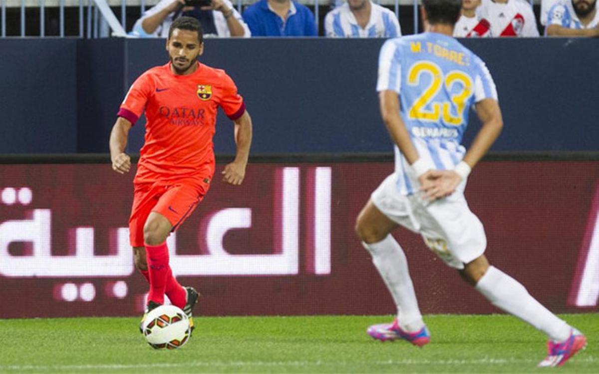 Douglas, durante el partido ante el Málaga
