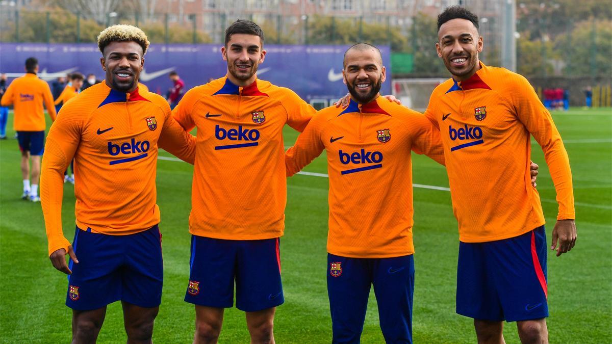 Adama Traoré, Ferran Torres, Dani Alves y Pierre-Emerick Aubameyang, los fichajes de invierno del Barça