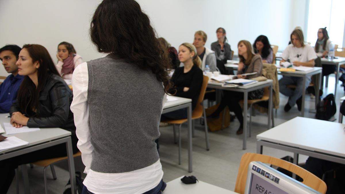 Alumnos de Erasmus en una clase en la Universitat Pompeu Fabra
