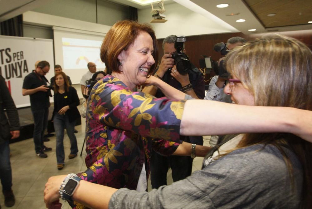 Marta Madrenas celebra la victòria a les eleccions municipals a Girona